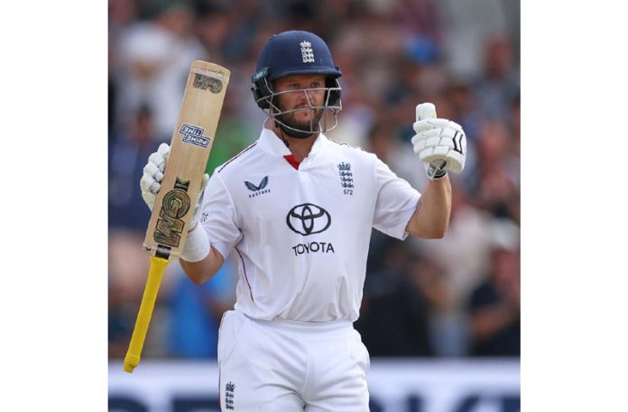 Ben Duckett rasing his bat after scoring 149 off 170 balls against India at Leeds. Ben Duckett rasing his bat after scoring 149 off 170 balls against India at Leeds.