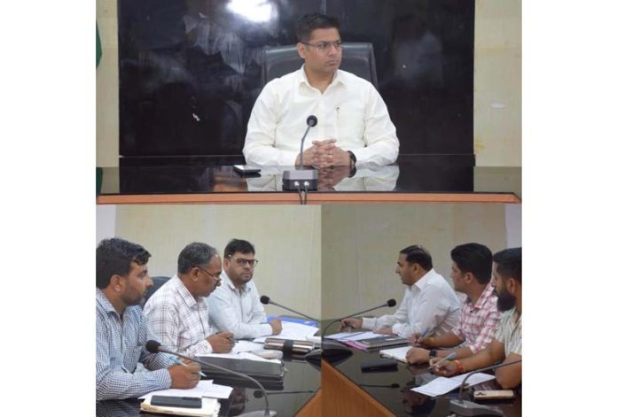DC reviews water supply situation in Poonch Town