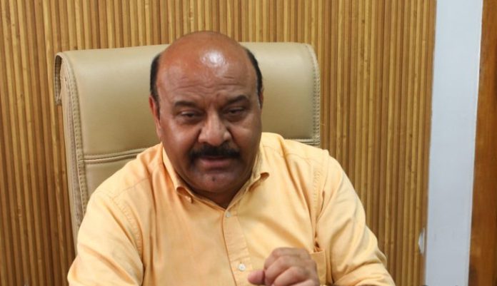 Special Focus On Better Road Connectivity To Flourish J&K Tourism: DyCM