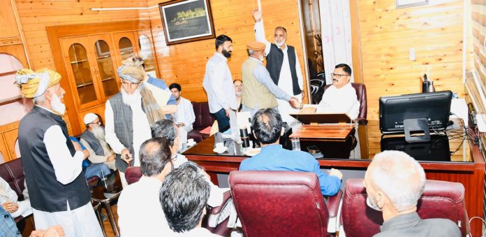 Javed Rana Meets Delegations; Assesses Public Welfare Issues