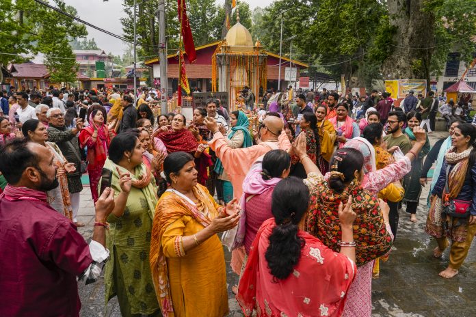 Faith More Powerful Than Fear, Say Kashmiri Pandits At Kheer Bhawani Mela