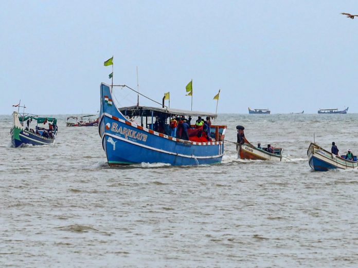 Trawling ban in Kerala from June 9 midnight Trawling ban in Kerala from June 9 midnight