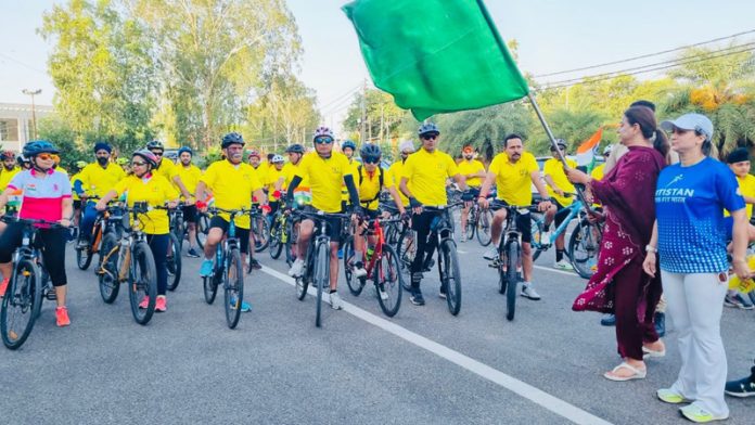 Secretary J&K Sports Council Nuzhat Gul flagging off Cycle Rally in Jammu on World Bicycle Day. Secretary J&K Sports Council Nuzhat Gul flagging off Cycle Rally in Jammu on World Bicycle Day.