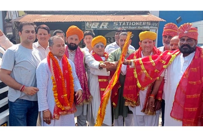 Devotees leaving for Mindhal Mata in Himachal from Akhnoor on Friday.