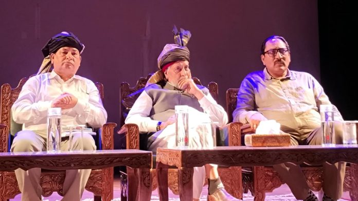 MP Mian Altaf and others during Gojri conference in Srinagar. MP Mian Altaf and others during Gojri conference in Srinagar.