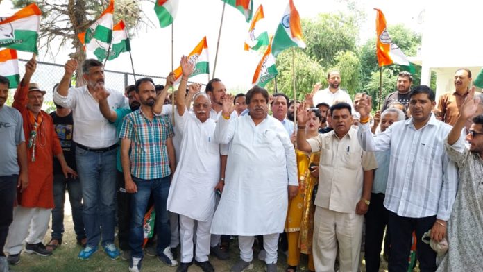 JKPCC working president Raman Bhalla leading Jai Hind Yatra at Doda. JKPCC working president Raman Bhalla leading Jai Hind Yatra at Doda.