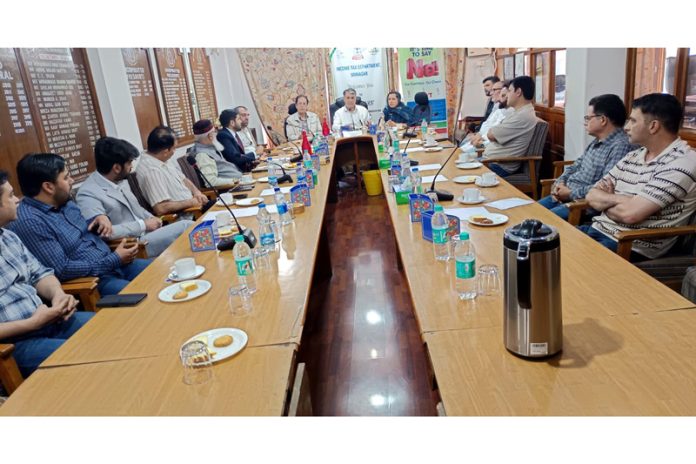 KCCI members during meeting with Dr Ruveda Salam, Joint Commissioner of Income Tax in Srinagar. KCCI members during meeting with Dr Ruveda Salam, Joint Commissioner of Income Tax in Srinagar.