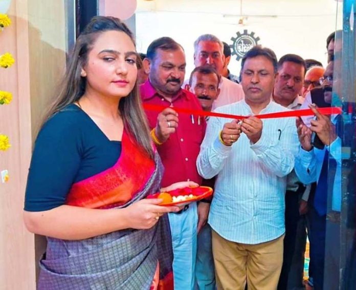 MLA Bharat Bhushan inaugurating the new PNB branch at IID Centre in Kathua district on Tuesday. MLA Bharat Bhushan inaugurating the new PNB branch at IID Centre in Kathua district on Tuesday.
