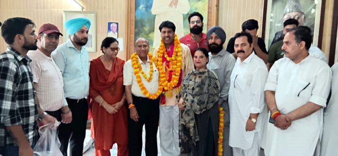 Senior NC leaders Ajay Sadhotra, Rattan Lal Gupta and others during meeting in Jamuu. Senior NC leaders Ajay Sadhotra, Rattan Lal Gupta and others during meeting in Jamuu.