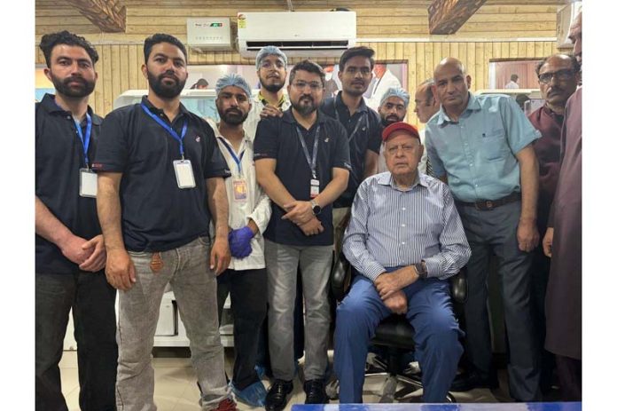 Rahul Guha, MD and CEO, Thyrocare posing along with others in Srinagar.