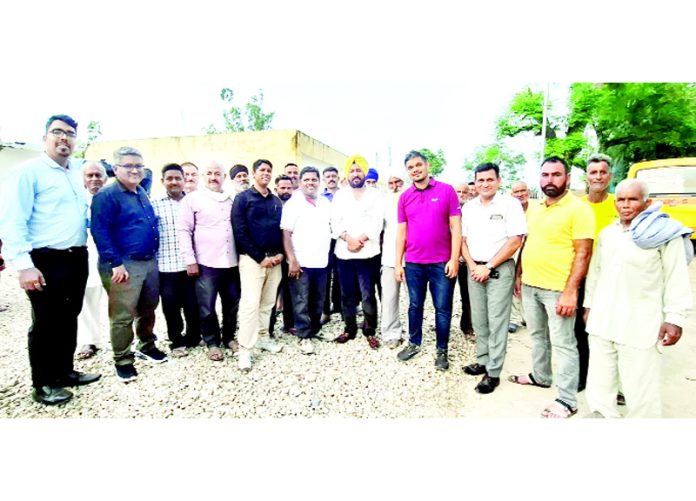 Senior Congress leader Taranjit Singh Tony during a public meeting. Senior Congress leader Taranjit Singh Tony during a public meeting.