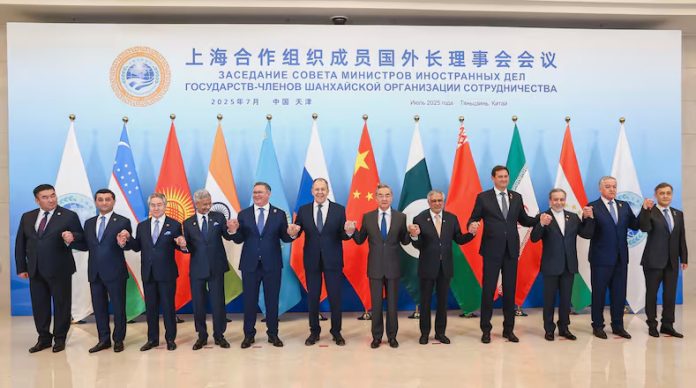 Daunted by geopolitics, trade war, US companies in China report record-low new investment plans Daunted by geopolitics, trade war, US companies in China report record-low new investment plans