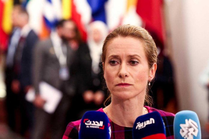 Army's Fire And Fury Corps Conducts Integrated Firing Exercise In Ladakh Army's Fire And Fury Corps Conducts Integrated Firing Exercise In Ladakh