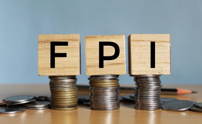 FPIs invest Rs 14,590 cr in Jun;  early July sees withdrawal