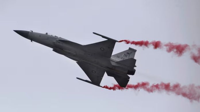 Pak Air Force says JF-17 jets set  to participate in UK military airshow