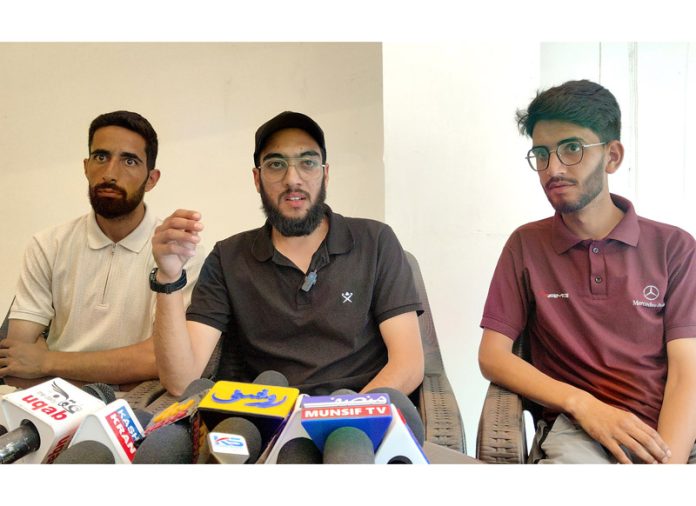 Aggrieved students of a paramedical college during a press conference in Srinagar on Monday. -Excelsior/Shakeel Aggrieved students of a paramedical college during a press conference in Srinagar on Monday. -Excelsior/Shakeel