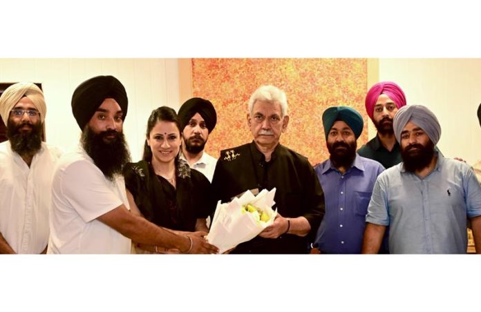 A delegation meeting LG on Saturday.