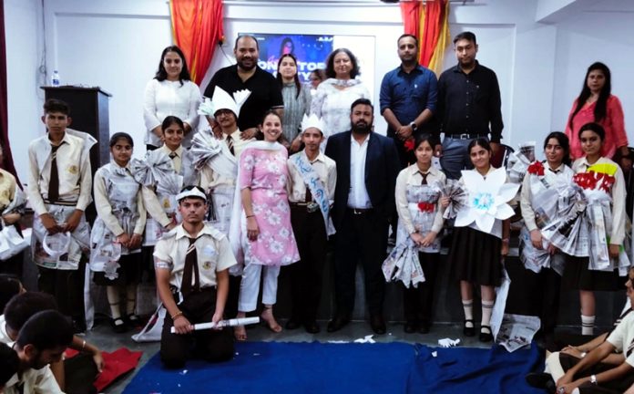Students posing along with faculty during a programme. Students posing along with faculty during a programme.