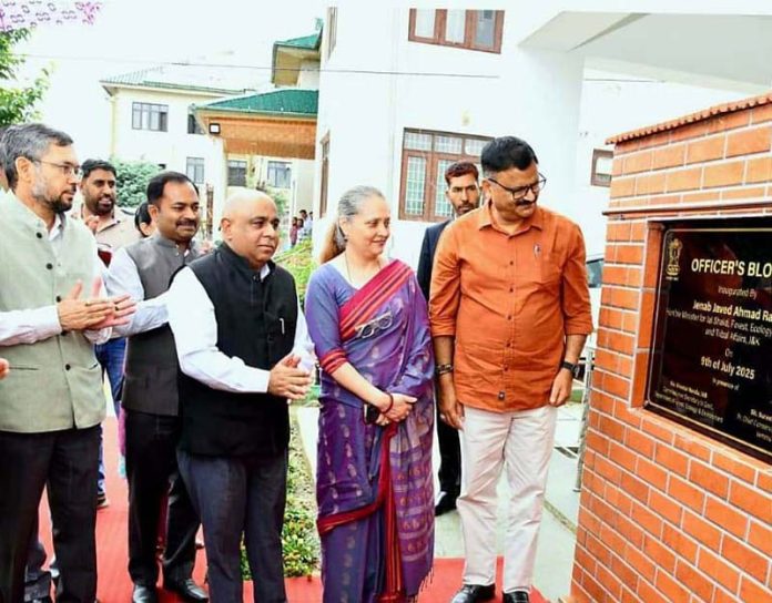 Forest Minister Javed Rana inaugurating Officer's Block at Deers HQ, Bemina. Forest Minister Javed Rana inaugurating Officer's Block at Deers HQ, Bemina.