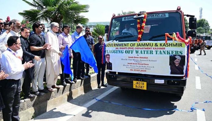 CM Omar Abdullah alongwith Minister Javed Ahmed Rana flagging off fleet of water tankers on Thursday.