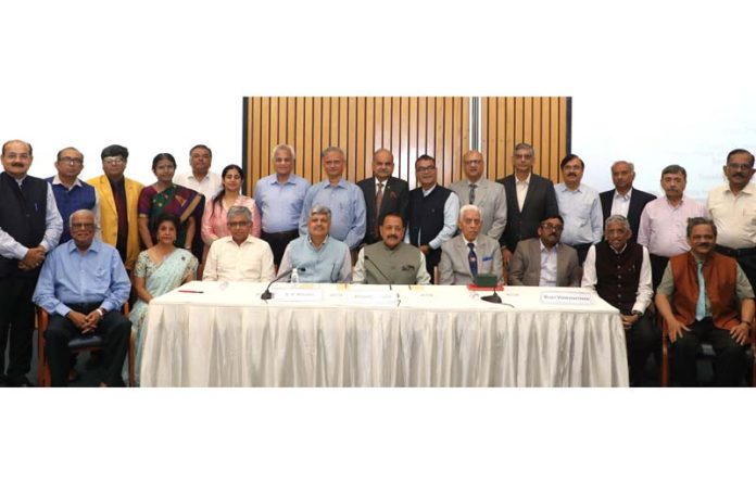 Union Minister Dr Jitendra Singh, himself a noted Diabetologist and Life Patron of the RSSDI (Research Society for Study of Diabetes in India), posing for a group photograph with the Past National Presidents and Veterans of the RSSDI, from across the country, on the occasion of ‘RSSDI Foundation Day’ at India International Centre, New Delhi on Tuesday.