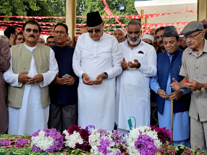 NC president Dr. Farooq Abdullah along with other senior party leaders at the mausoleum of Madr-e-Meharban Begum Akbar Jehan on her 25th death anniversary in Srinagar on Friday. — Excelsior/Shakeel NC president Dr. Farooq Abdullah along with other senior party leaders at the mausoleum of Madr-e-Meharban Begum Akbar Jehan on her 25th death anniversary in Srinagar on Friday. — Excelsior/Shakeel