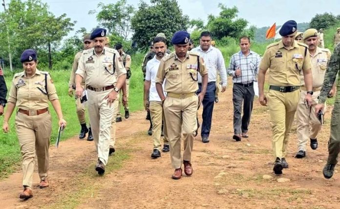 IGP Jammu, BS Tuti, flanked by other police officers, at CTC Sunjwan in Jammu on Tuesday. IGP Jammu, BS Tuti, flanked by other police officers, at CTC Sunjwan in Jammu on Tuesday.