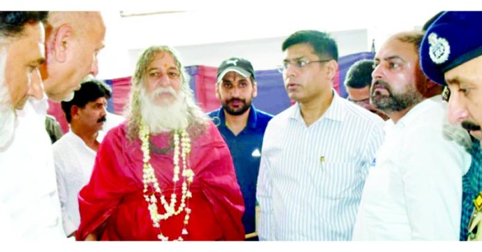 DC Poonch, Vikas Kundal assessing the arrangements ahead of Budha Amarnath Ji Yatra on Thursday.