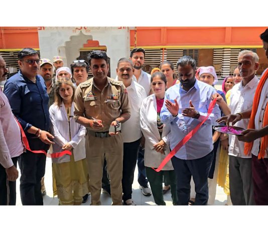 SHO Samba, Inspector Sikander Singh Chauhan inaugurating a health camp in Taloor, Samba on Sunday.