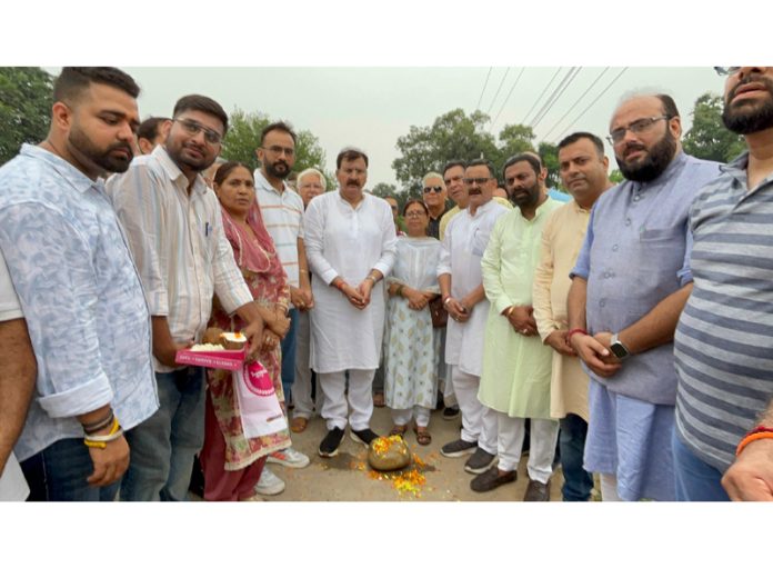 MLA Jammu West, Arvind Gupta inaugurating sewerage project at Hazuri Bagh on Monday. MLA Jammu West, Arvind Gupta inaugurating sewerage project at Hazuri Bagh on Monday.