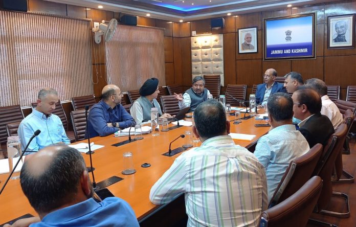 Advisor to CM meets KCCI delegation-20-1