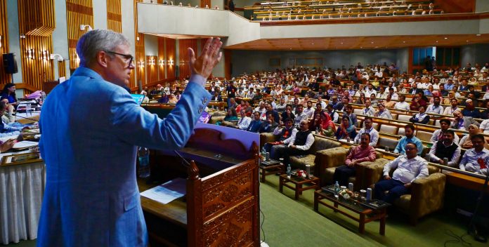 Chief Minister addressing day-long Educational Stakeholders Meet on NEP at SKICC-19 (9)