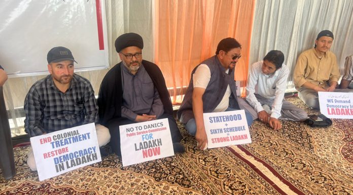 LAB leaders during hunger strike in Kargil on Sunday. LAB leaders during hunger strike in Kargil on Sunday.