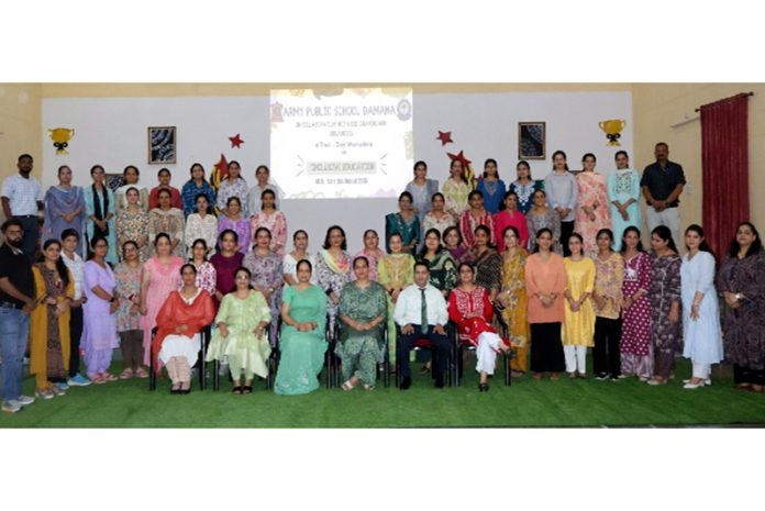 Teachers from different CBSE schools posing along with resource persons. Teachers from different CBSE schools posing along with resource persons.