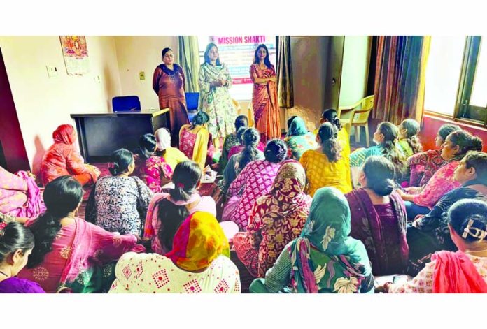 Participants, resource person and Mission Shakti team during awareness session at Marh.