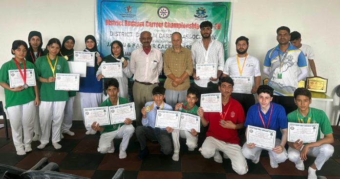 Winners posing along with certificates.