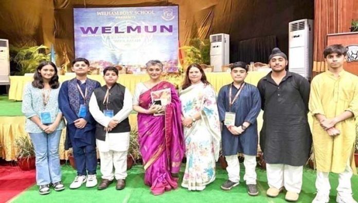 Jodhamal Public School students posing along with CCA Coordinator and teachers.