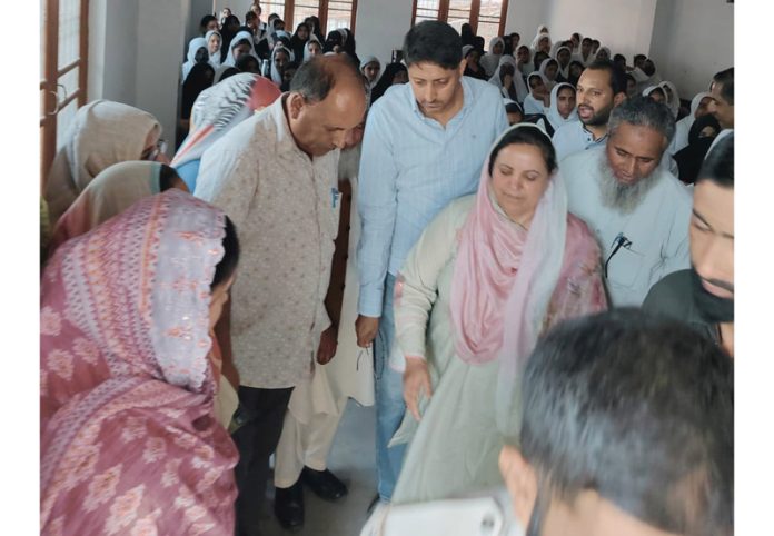 Minister Sakeena Itoo conducting surprise inspection of GGHSS Surankote on Monday.