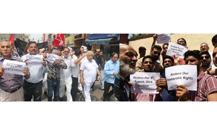 NC activists staging protest in Jammu (L), Srinagar (R) on Tuesday. —Excelsior pics by Rakesh/Shakeel