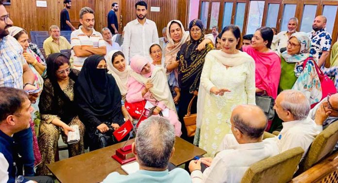 CM's Advisor Nasir Aslam Wani interacting with a delegation at Nawa-e-Subha in Srinagar on Saturday. CM's Advisor Nasir Aslam Wani interacting with a delegation at Nawa-e-Subha in Srinagar on Saturday.