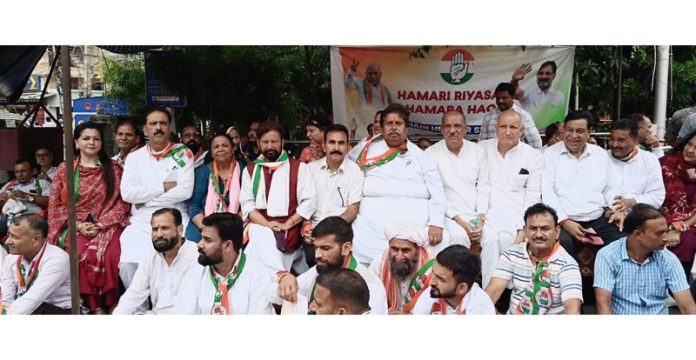 Senior Cong leaders & DDC Kathua activists during hunger strike in Jammu.
