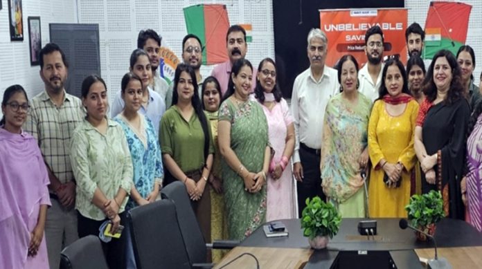 Students and staff of GCOE, Jammu and a team from Maruti Suzuki India Ltd during a placement drive. Students and staff of GCOE, Jammu and a team from Maruti Suzuki India Ltd during a placement drive.