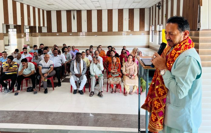 BJP general secretary and former Dy Mayor, Baldev Singh Billawaria addressing a party meeting at Ramnagar on Saturday. BJP general secretary and former Dy Mayor, Baldev Singh Billawaria addressing a party meeting at Ramnagar on Saturday.