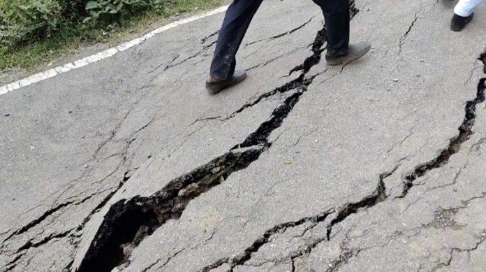 Big cracks appear on Mendhar-Kalaban road where land is sinking. —Excelsior/Rahi Kapoor