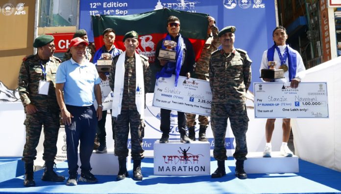 Winners posing along with dignitaries at Leh on Friday. Winners posing along with dignitaries at Leh on Friday.