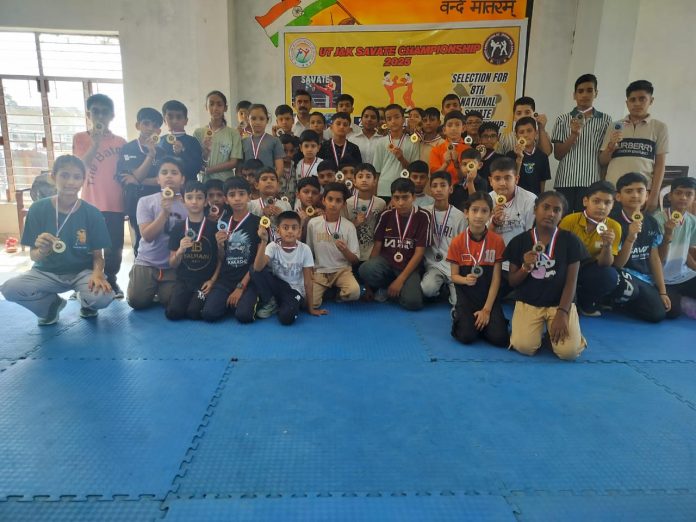 Medal winners posing along with dignitaries.