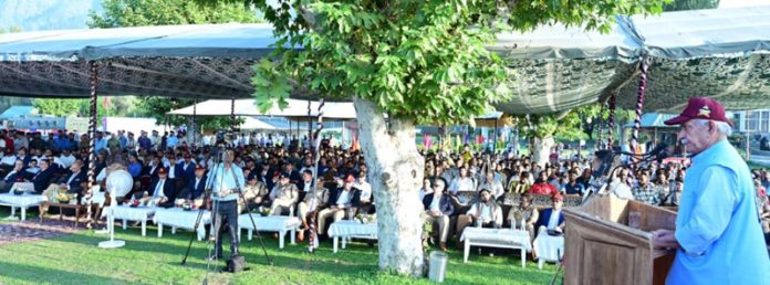 LG Manoj Sinha addressing during closing ceremony at Jashn-e-Dal at Srinagar. LG Manoj Sinha addressing during closing ceremony at Jashn-e-Dal at Srinagar.