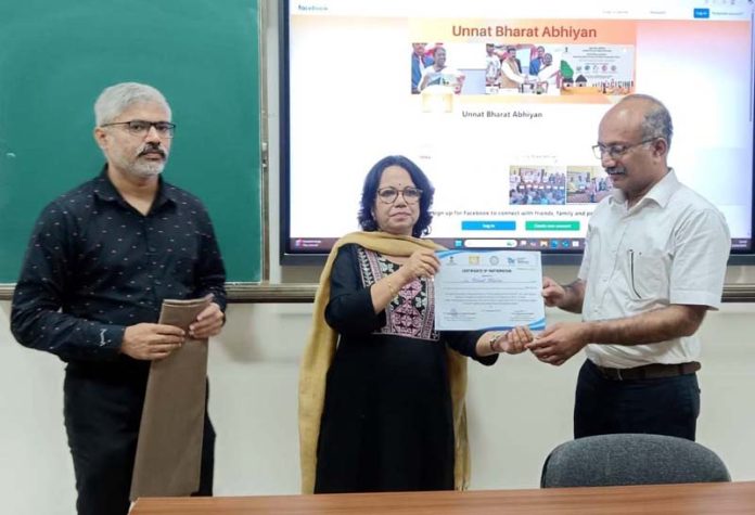 Prof Meenakshi Rajeev, Regional Coordinator, UBA–IIT Jammu and others during workshop. Prof Meenakshi Rajeev, Regional Coordinator, UBA–IIT Jammu and others during workshop.