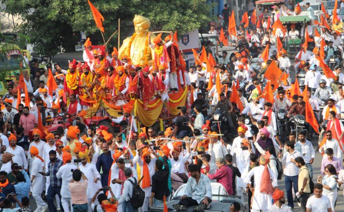 An impressive rally cum procession being taken by Yuva Rajput Sabha at Jammu to mark birth anniversary of Maharaja Hari Singh on Tuesday. -Excelsior/Rakesh An impressive rally cum procession being taken by Yuva Rajput Sabha at Jammu to mark birth anniversary of Maharaja Hari Singh on Tuesday. -Excelsior/Rakesh