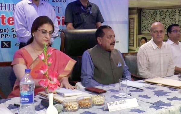 Union Minister, Dr Jitendra Singh interacting with media persons at Jammu on Friday. Union Minister, Dr Jitendra Singh interacting with media persons at Jammu on Friday.